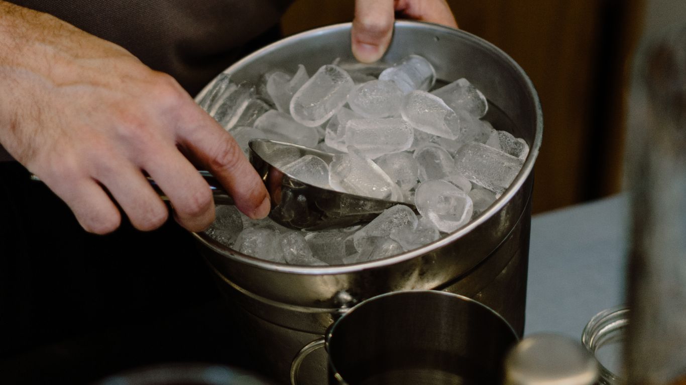 commercial ice machine repairs services